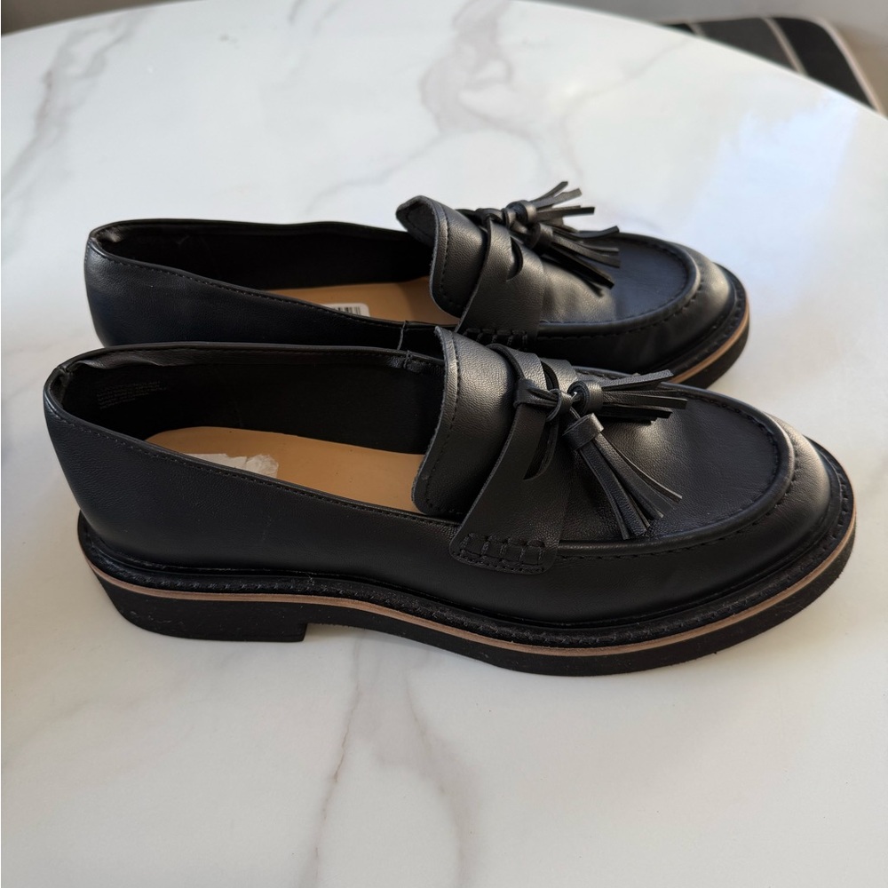 Splendid Black Leather Tassel Loafers